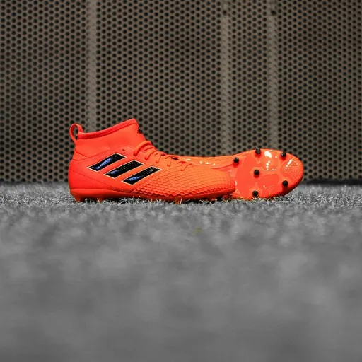 Quels crampons porte Mbappé cette saison ?