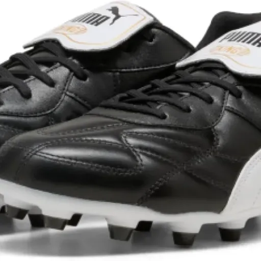 Test Puma King Top FG/AG : le retour d’une classique en cuir pour terrains secs et synthé