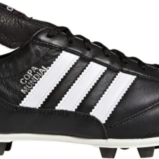 Test adidas Copa Mundial : la chaussure de foot old school qui fait encore le taf