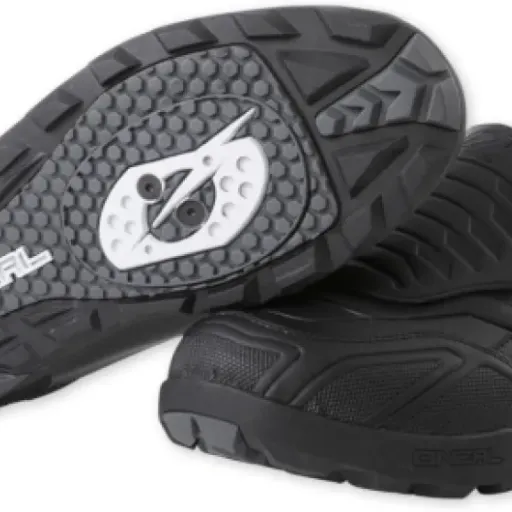 Test O'NEAL Loam WP SPD Oxford : des chaussures VTT rigides et chaudes, mais pas pour tous les pieds